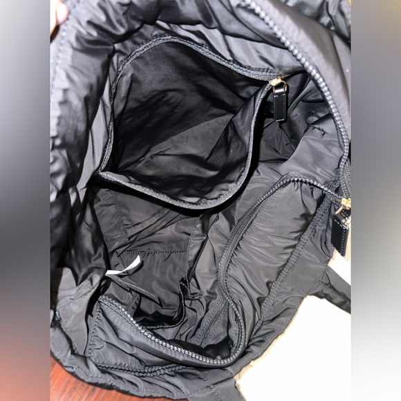 Marc Jacobs Black Quilted Nylon Tote Bag - Picture 11 of 17